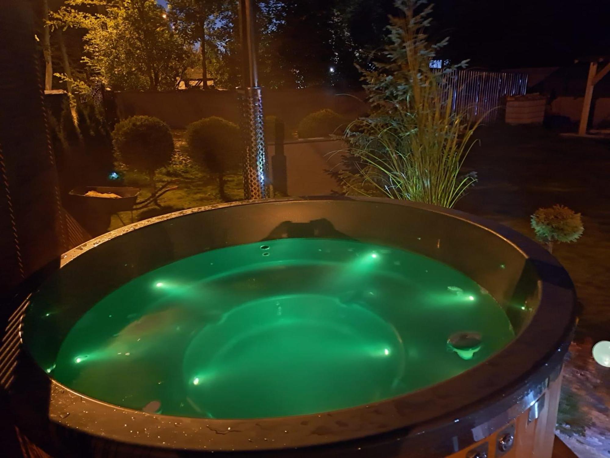 Lesny Zakatek Malediwy Spa 亚沃日诺 外观 照片